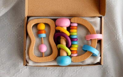 Zabawki sensoryczne dla dzieci i niemowląt – wsparcie dla rozwoju zmysłów nie tylko rocznego dziecka