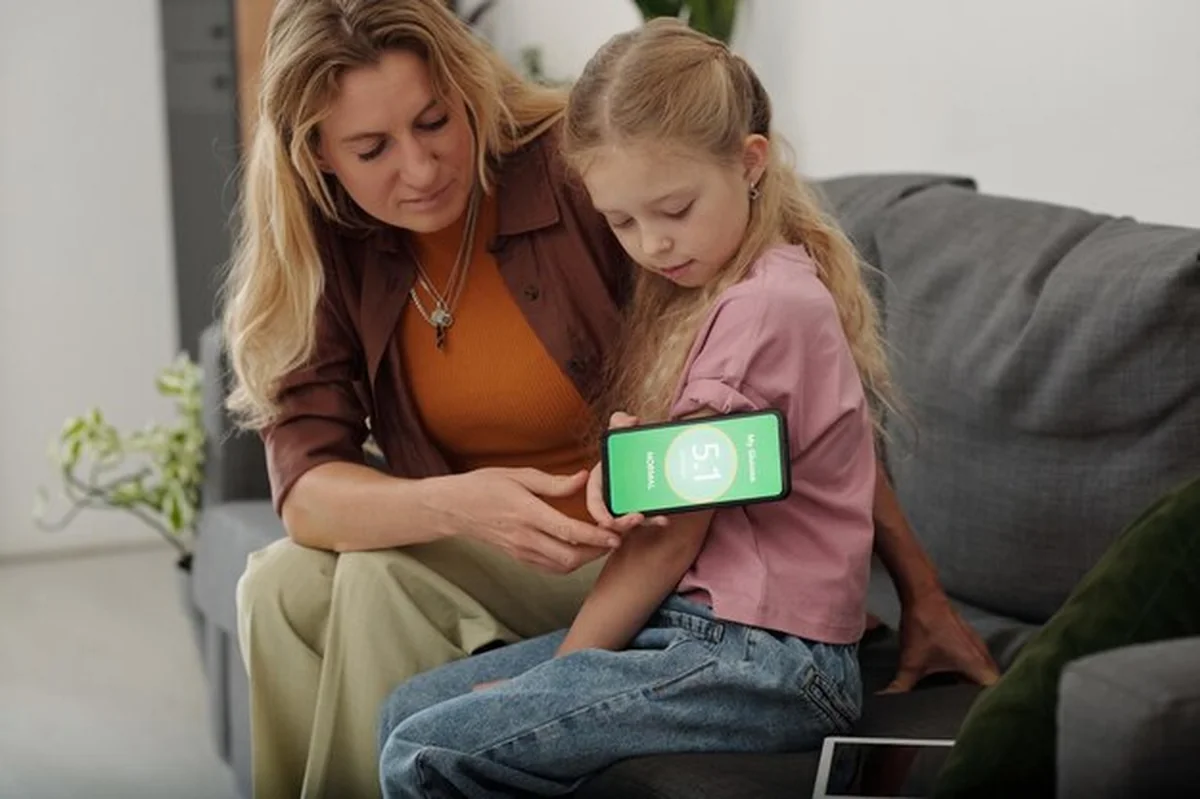 Rodzice opiekujący się dzieckiem z cukrzycą