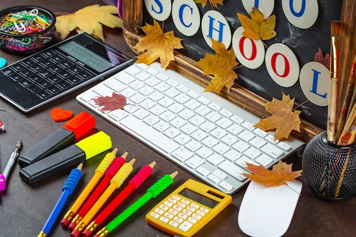 Powrót do przyborów szkolnych i akcesoriów
